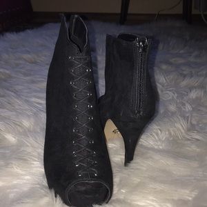 High heel boots